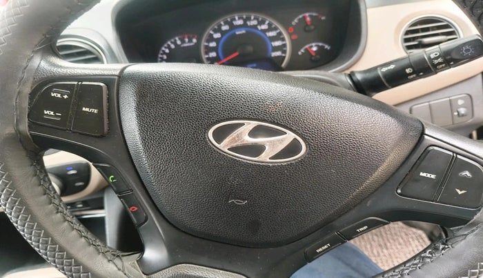 2015 Hyundai Grand i10 SPORTZ 1.2 KAPPA VTVT, Petrol, Manual, 98,838 km, interior