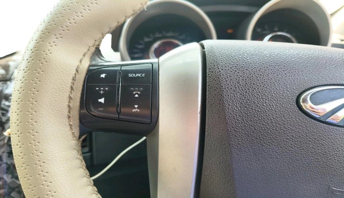 2012 Mahindra XUV500 W8, Diesel, Manual, 1,49,699 km, interior