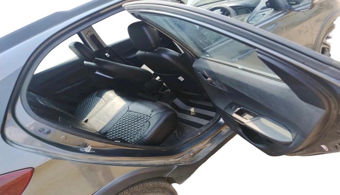 2022 Tata TIAGO NRG XZ MT, Petrol, Manual, 34,519 km, interior