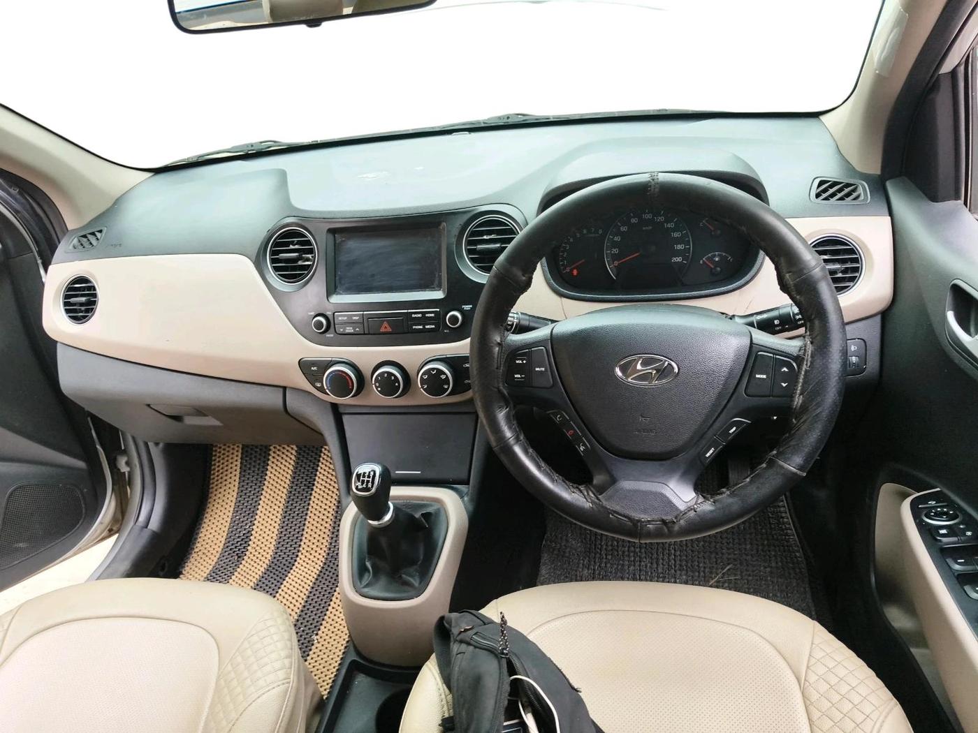 2018 Hyundai Xcent SX 1.2, Petrol, Manual, 46,010 km, interior