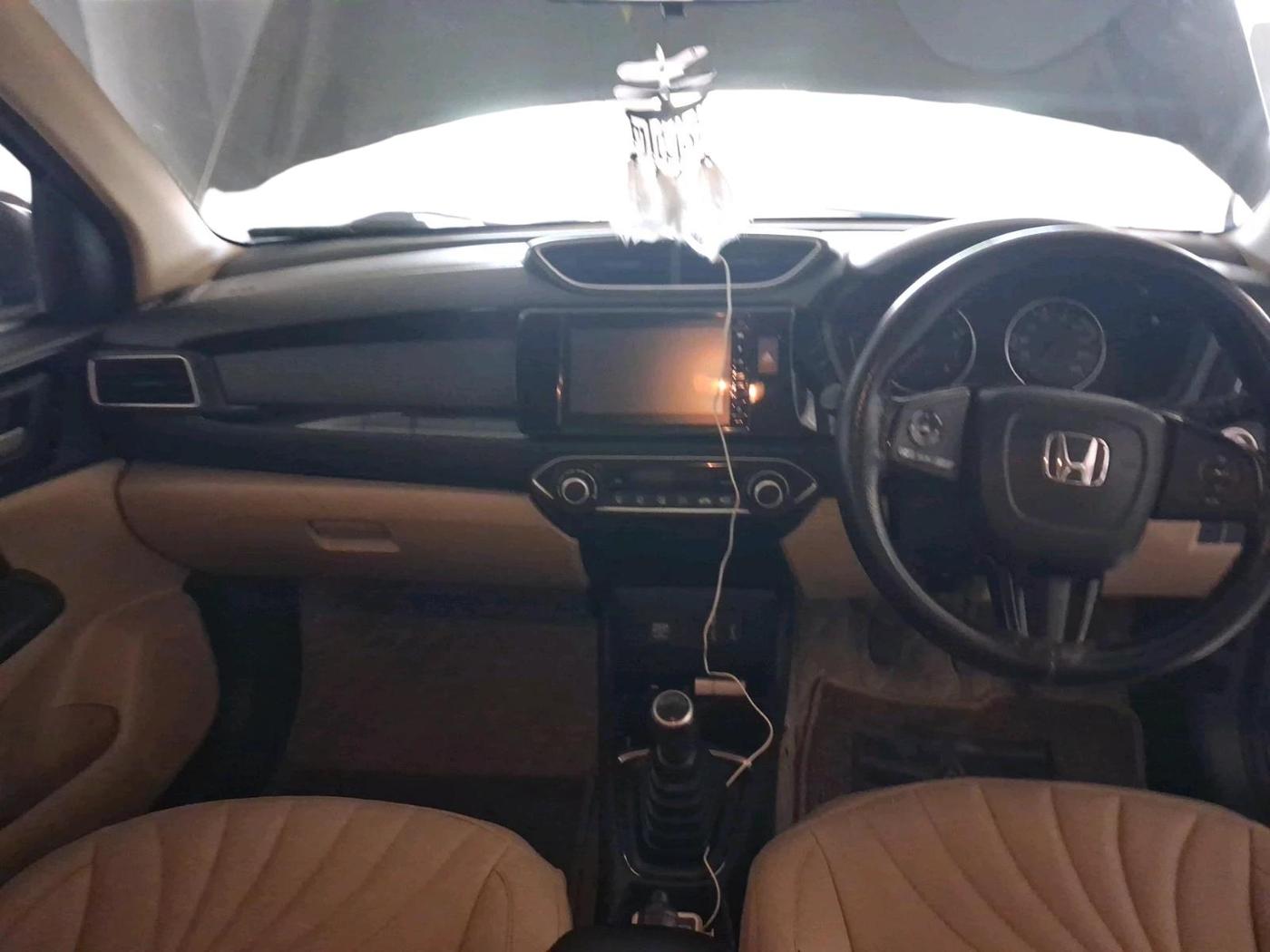 2020 Honda Amaze 1.2L I-VTEC VX, Petrol, Manual, 72,210 km, interior
