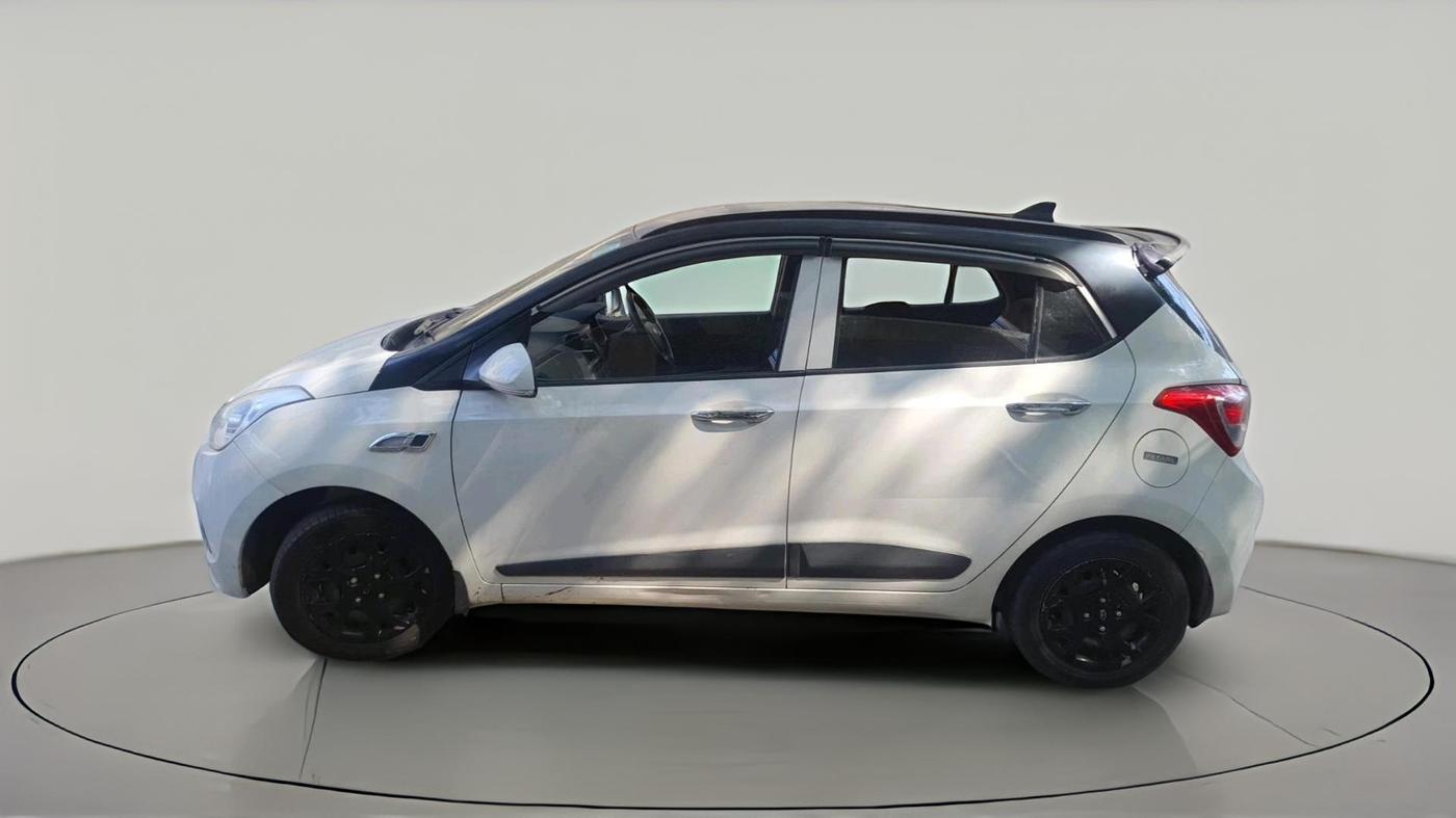 2013 Hyundai Grand i10 SPORTZ 1.2 KAPPA VTVT, Petrol, Manual, 1,30,603 km, exterior