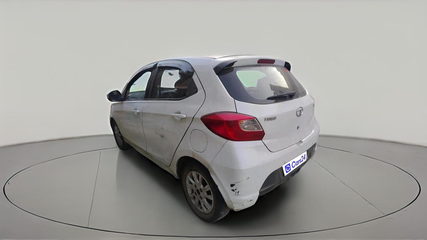 2017 Tata Tiago XZ PETROL, Petrol, Manual, 92,112 km, exterior