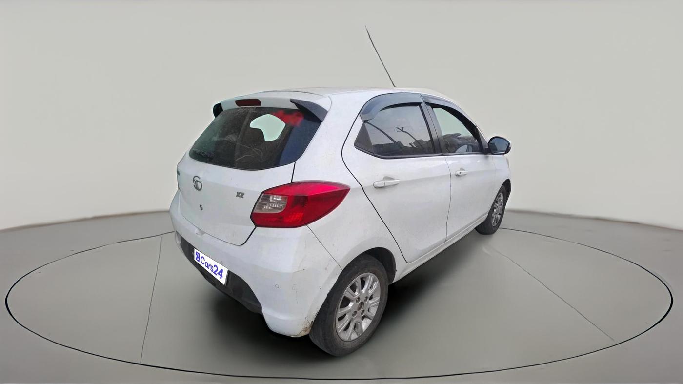2017 Tata Tiago XZ PETROL, Petrol, Manual, 92,112 km, exterior
