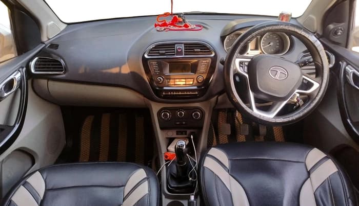 2017 Tata Tiago XZ PETROL, Petrol, Manual, 92,112 km, interior
