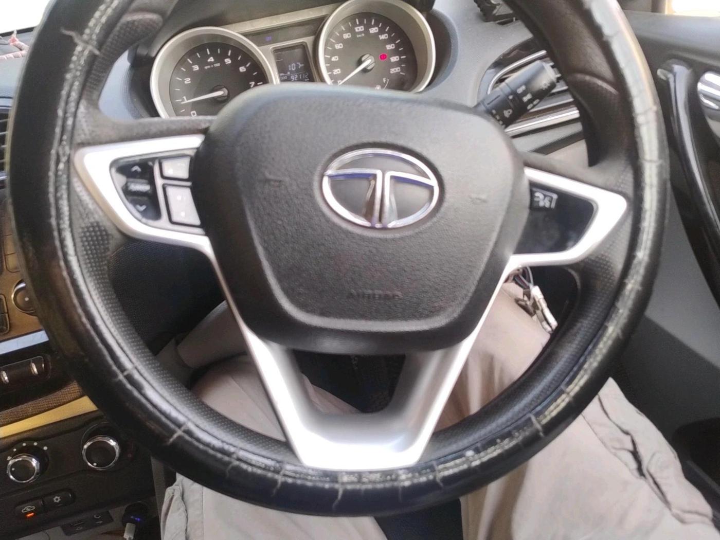 2017 Tata Tiago XZ PETROL, Petrol, Manual, 92,112 km, interior