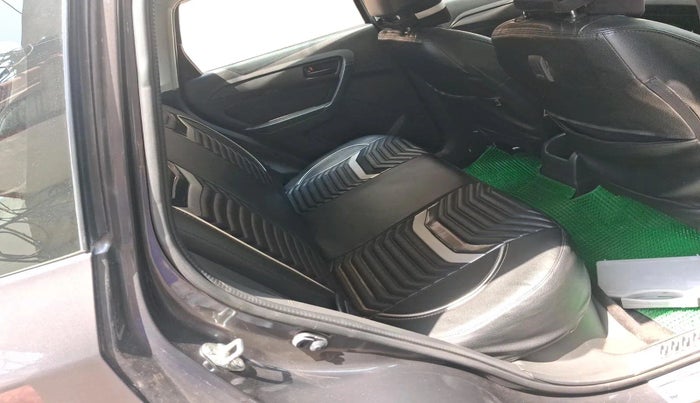 2017 Maruti Vitara Brezza VDI (O), Diesel, Manual, 26,708 km, interior