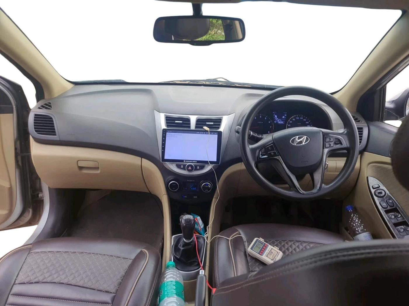 2017 Hyundai Verna 1.6 VTVT SX, Petrol, Manual, 79,689 km, interior