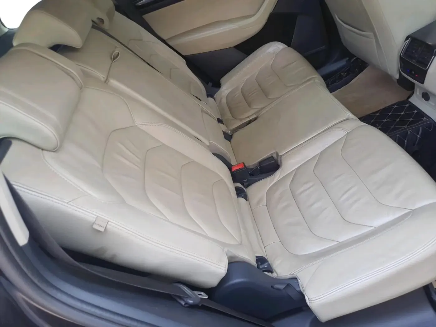 2018 Skoda Kodiaq STYLE 2.0 TDI 4X4 AT, Diesel, Automatic, 2,04,486 km, interior