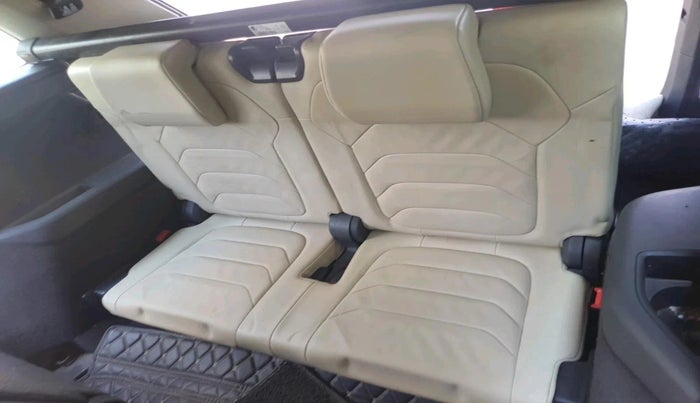 2018 Skoda Kodiaq STYLE 2.0 TDI 4X4 AT, Diesel, Automatic, 2,04,486 km, interior