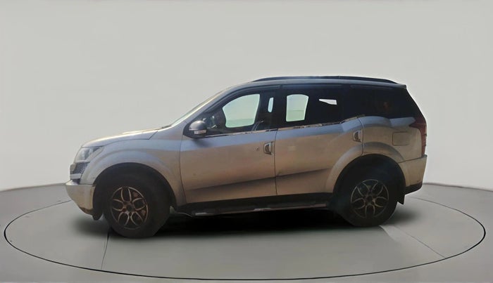 2013 Mahindra XUV500 W6, Diesel, Manual, 1,40,068 km, exterior