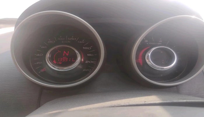 2013 Mahindra XUV500 W6, Diesel, Manual, 1,40,068 km, interior