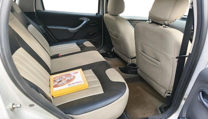 2014 Renault Duster RXE PETROL, Petrol, Manual, 1,13,758 km, interior