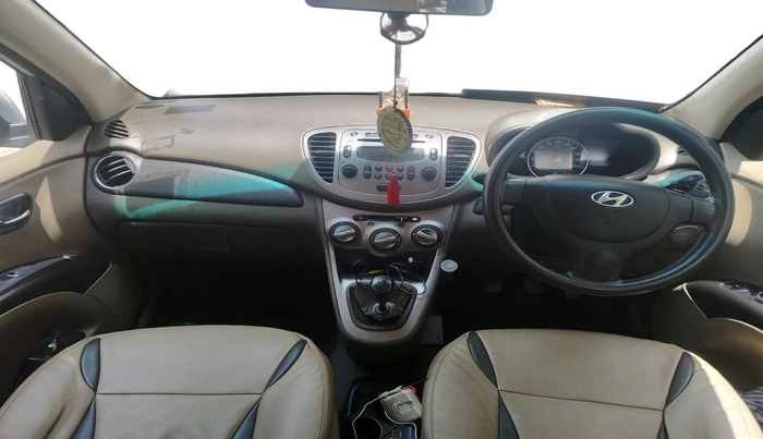 2012 Hyundai i10 SPORTZ 1.2, Petrol, Manual, 64,150 km, interior