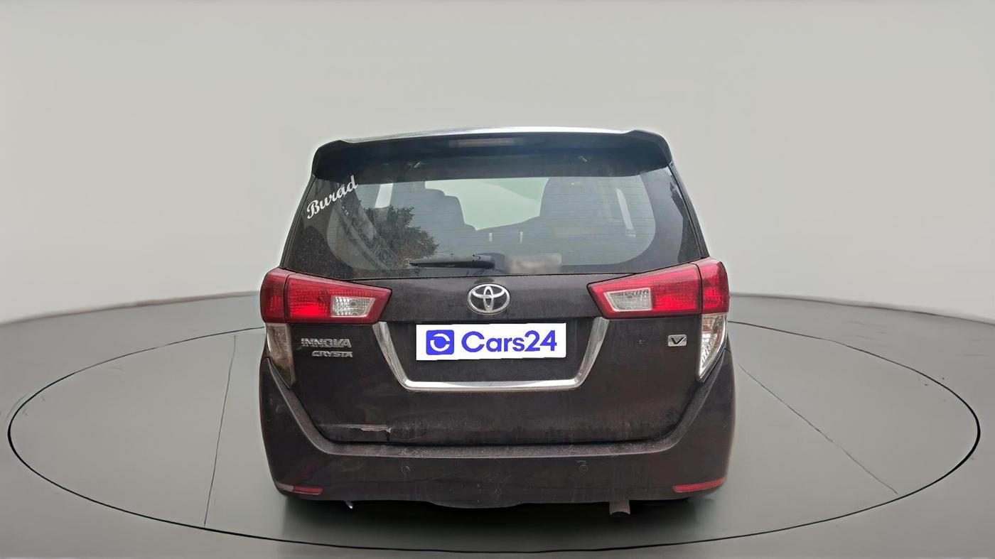 2018 Toyota Innova Crysta 2.4 VX 7 STR, Diesel, Manual, 2,29,356 km, exterior