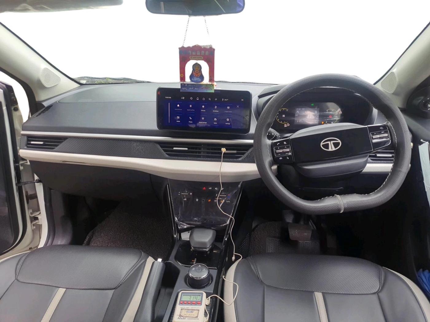 2025 Tata NEXON CREATIVE PLUS S 1.2 REVOTRON 7 DCA, Petrol, Automatic, 6,150 km, interior