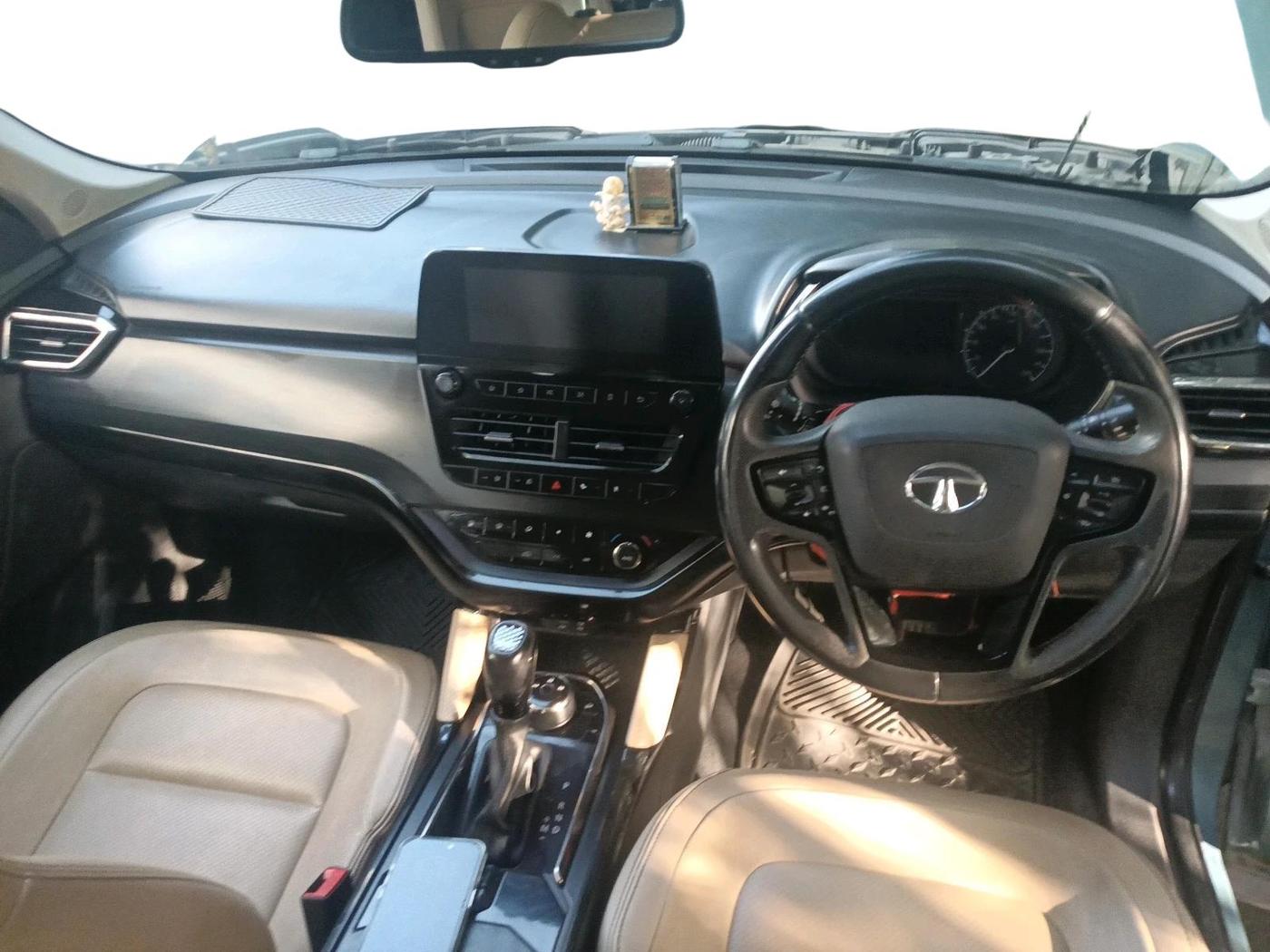2021 Tata Safari XZA PLUS 6S, Diesel, Automatic, 1,26,231 km, interior