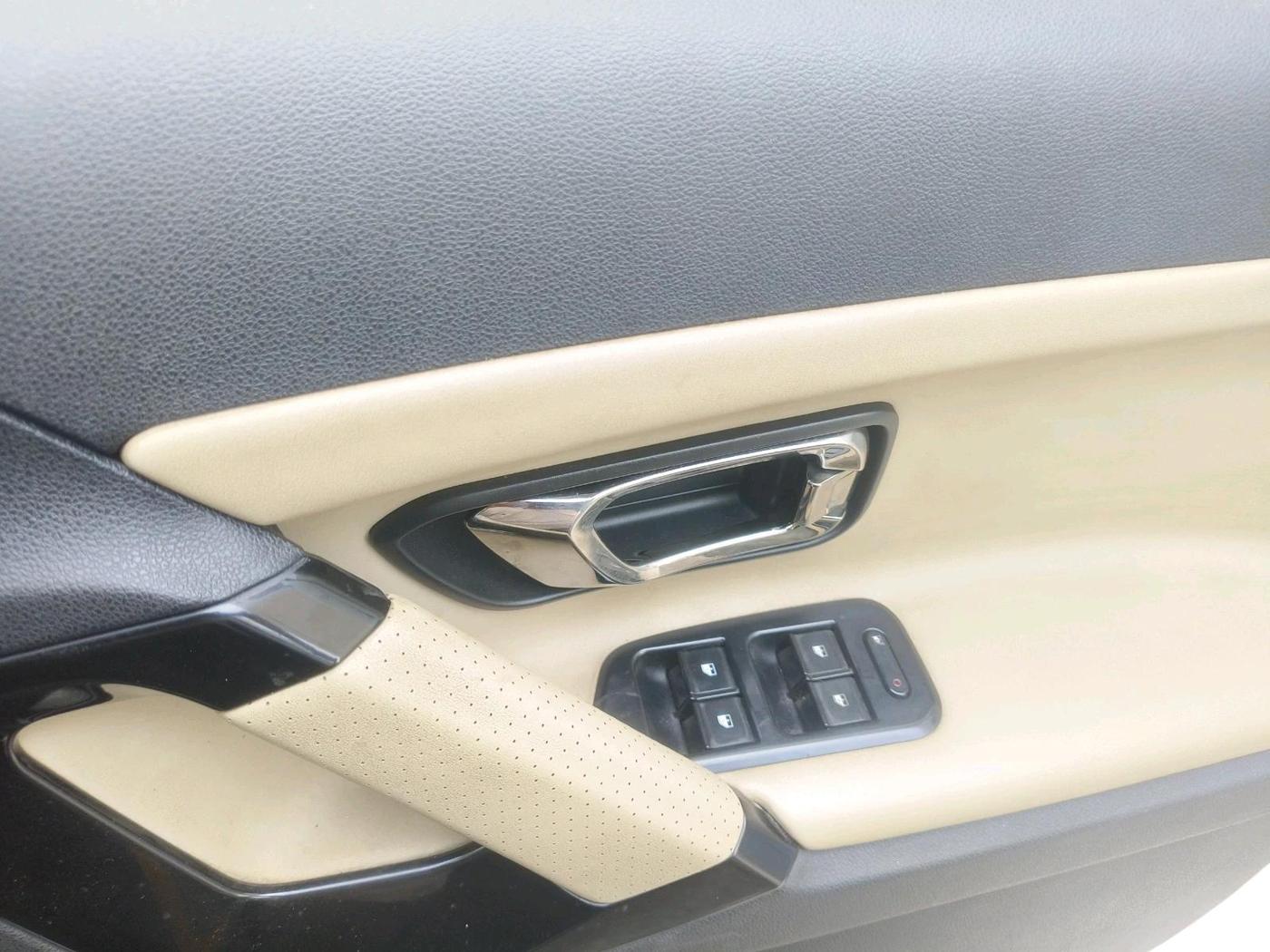 2021 Tata Safari XZA PLUS 6S, Diesel, Automatic, 1,26,231 km, interior
