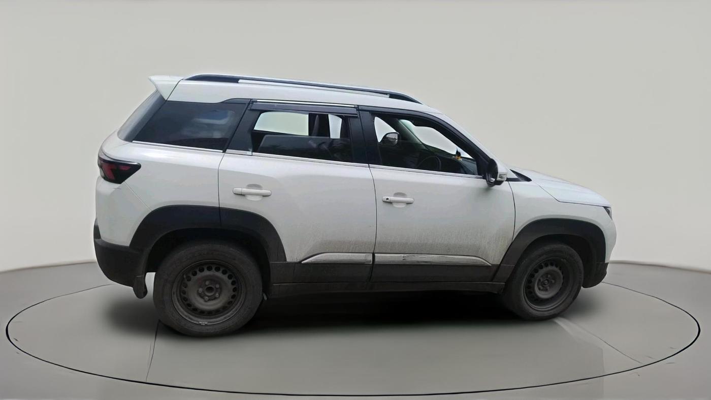 2024 Maruti BREZZA LXI S- CNG, CNG, Manual, 87,786 km, exterior