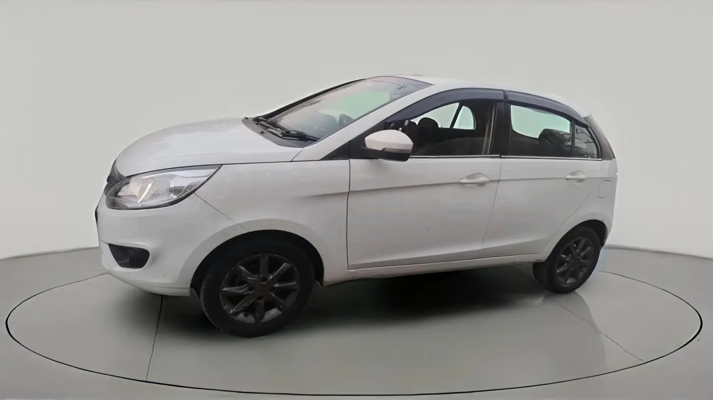 2015 Tata Bolt XT QUADRAJET, Diesel, Manual, 1,52,634 km, exterior