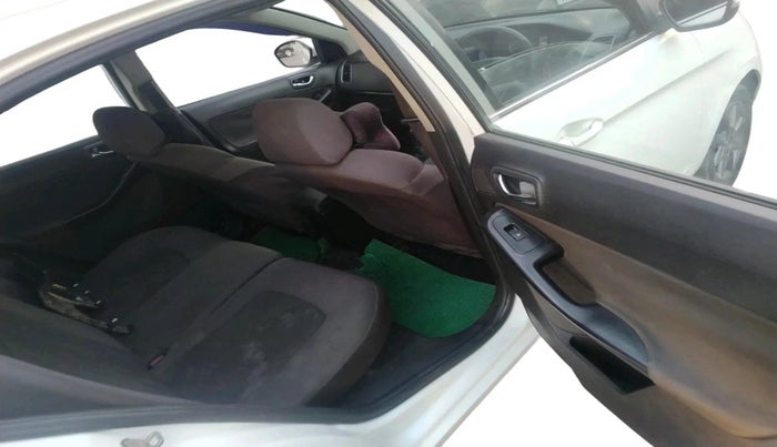 2015 Tata Bolt XT QUADRAJET, Diesel, Manual, 1,52,634 km, interior