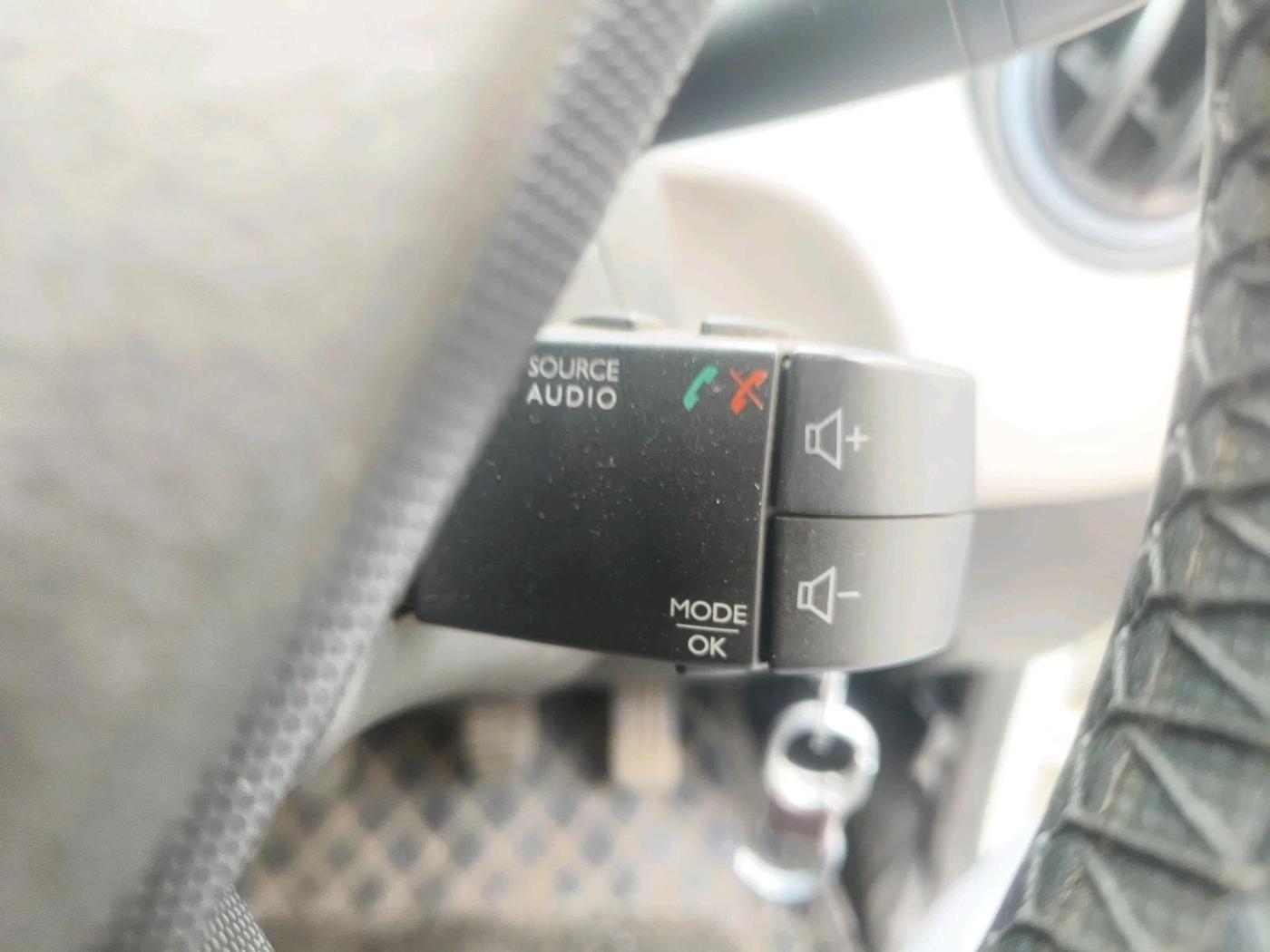 2015 Renault Duster 85 PS RXL DIESEL, Diesel, Manual, 1,46,145 km, interior