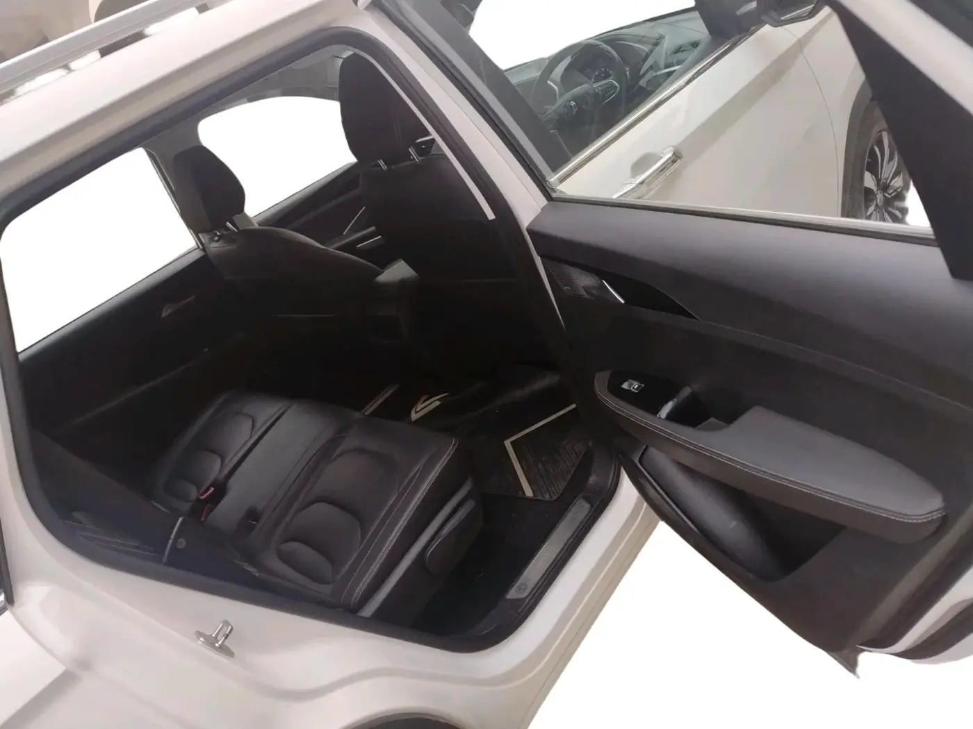 2019 MG HECTOR SHARP 1.5 DCT PETROL, Petrol, Automatic, 1,02,500 km, interior