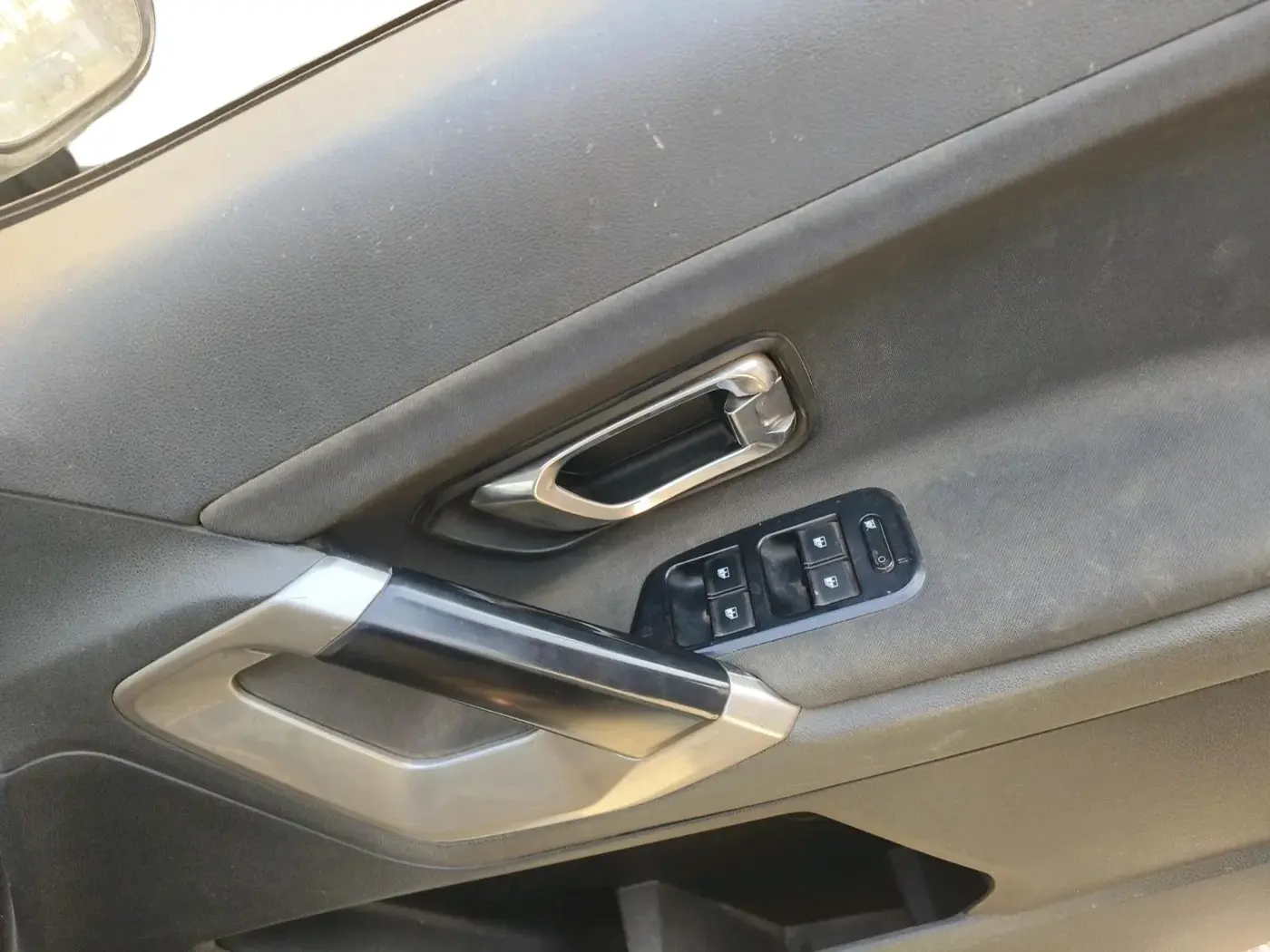 2020 Tata Harrier XT 2.0L KRYOTEC, Diesel, Manual, 74,633 km, interior