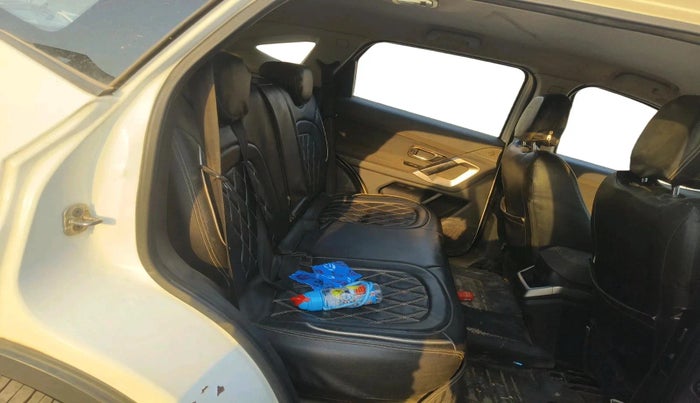 2020 Tata Harrier XT 2.0L KRYOTEC, Diesel, Manual, 74,633 km, interior