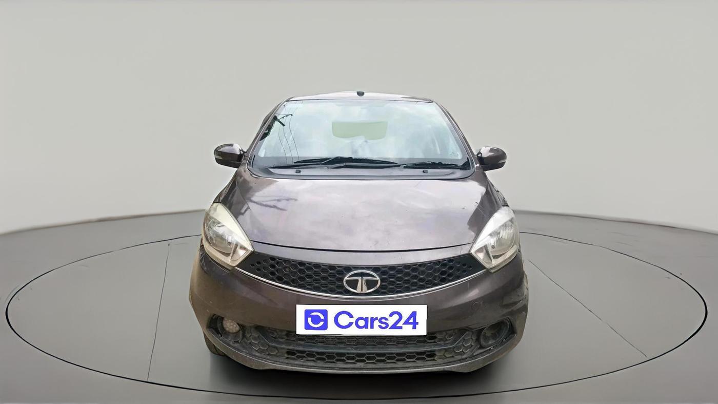 2017 Tata Tiago XZ PETROL, Petrol, Manual, 1,32,195 km, exterior