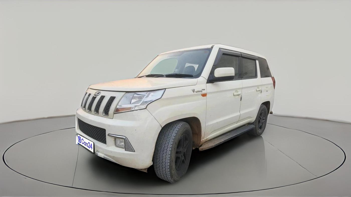 2019 Mahindra TUV 300 PLUS P8, Diesel, Manual, 1,38,442 km, exterior