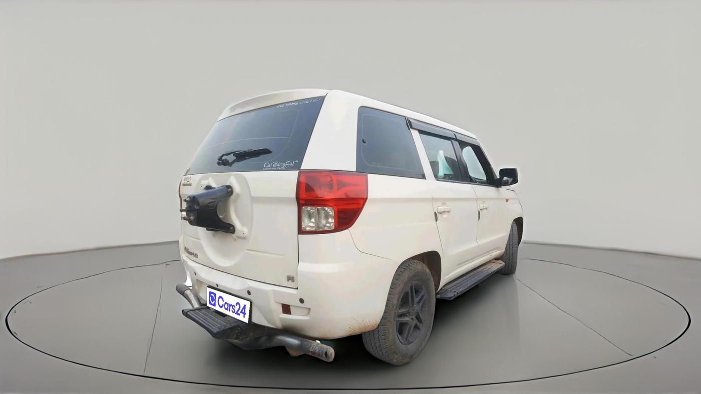 2019 Mahindra TUV 300 PLUS P8, Diesel, Manual, 1,38,442 km, exterior