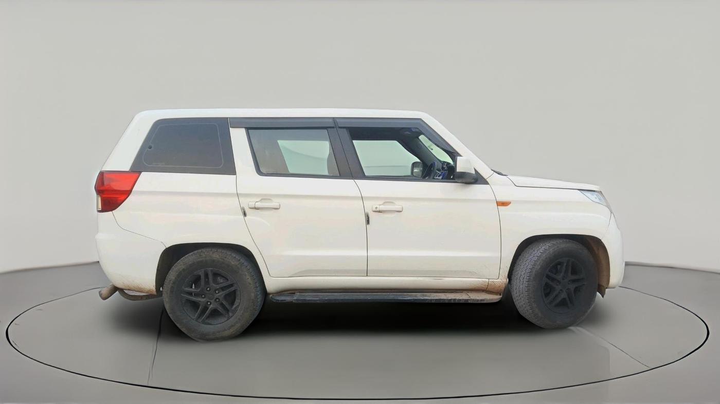 2019 Mahindra TUV 300 PLUS P8, Diesel, Manual, 1,38,442 km, exterior