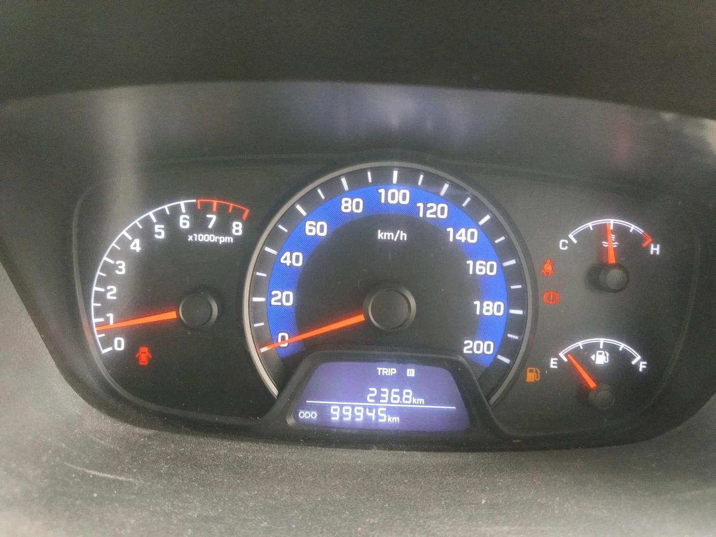 2015 Hyundai Xcent S 1.2, Petrol, Manual, 99,945 km, interior