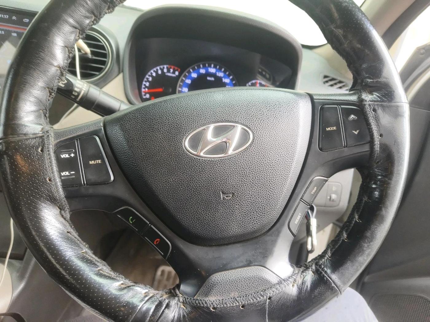 2015 Hyundai Xcent S 1.2, Petrol, Manual, 99,945 km, interior