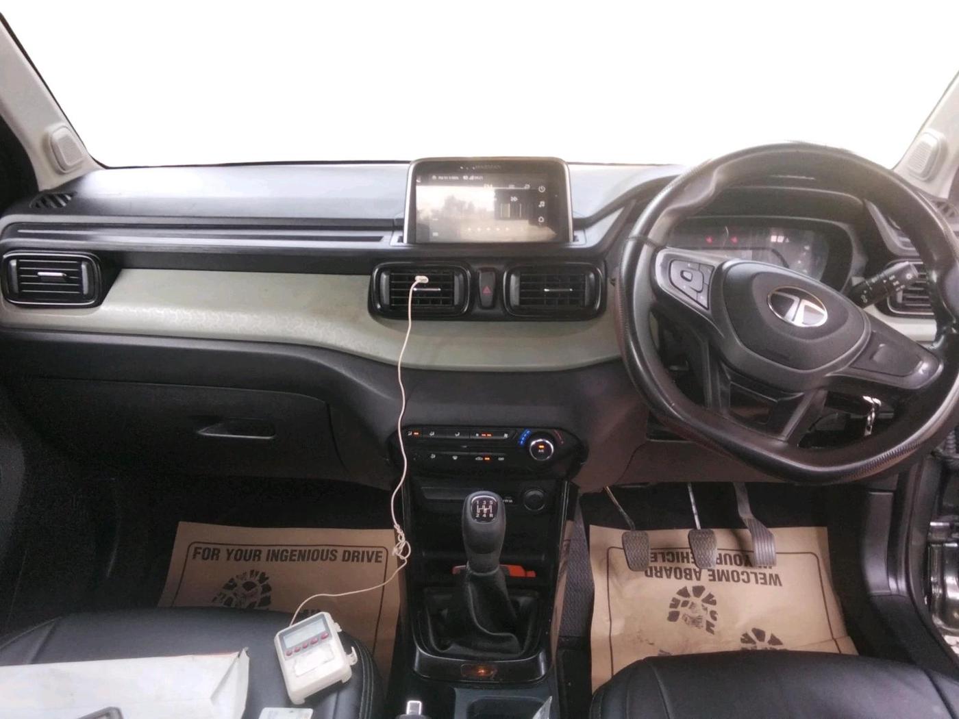 2025 Tata PUNCH Adventure Plus, Petrol, Manual, 34,671 km, interior