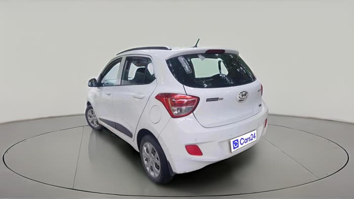 2015 Hyundai Grand i10 SPORTZ 1.2 KAPPA VTVT, Petrol, Manual, 84,824 km, exterior