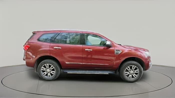 2016 Ford Endeavour TITANIUM 3.2 4X4 AT, Diesel, Automatic, 1,90,053 km, exterior
