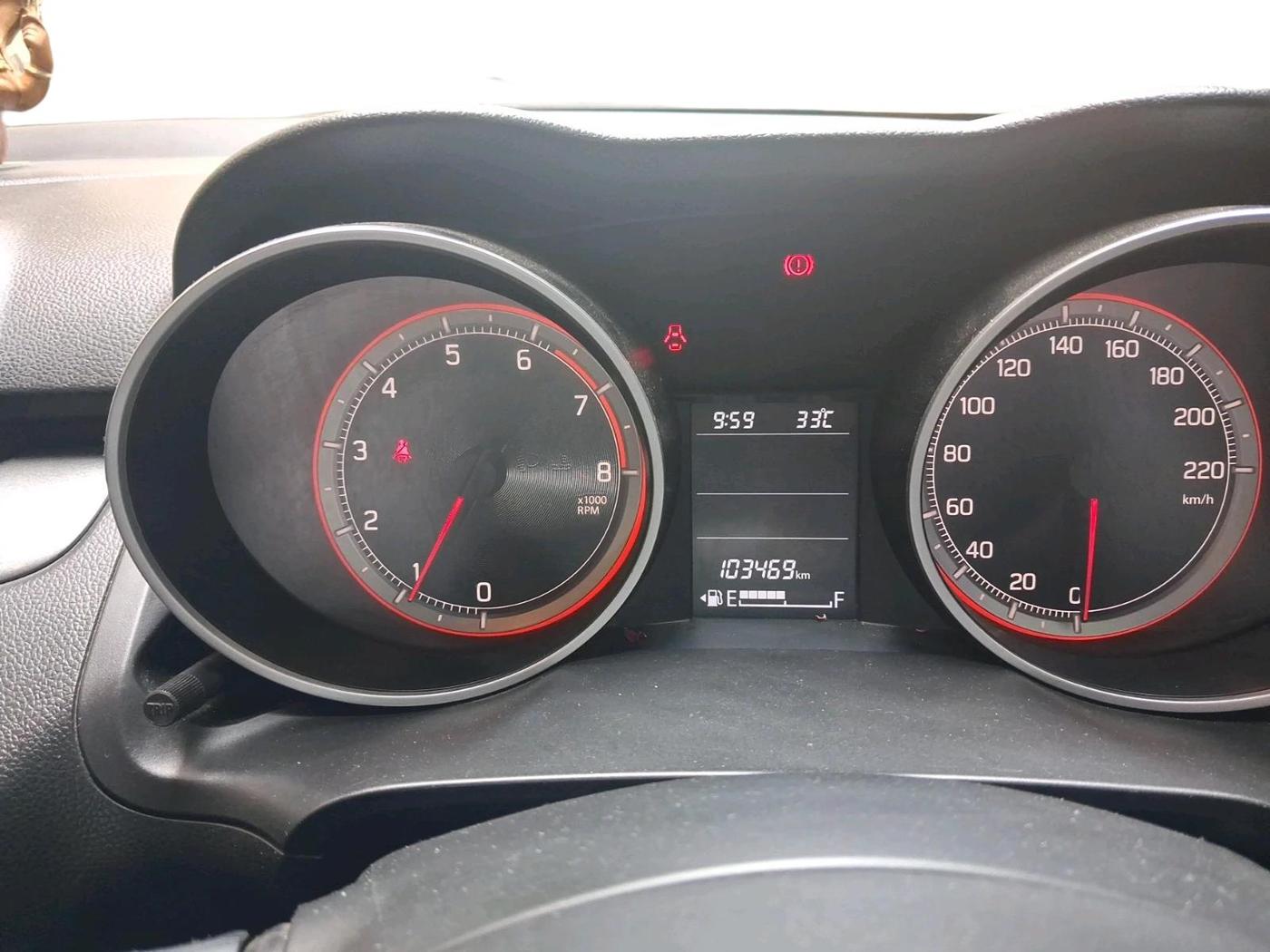 2018 Maruti Swift ZXI, Petrol, Manual, 1,03,468 km, interior