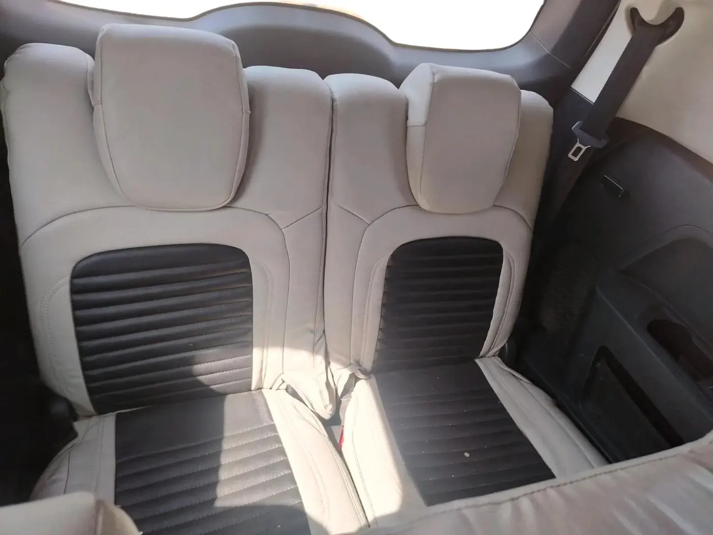 2021 Tata Safari XT, Diesel, Manual, 75,744 km, interior