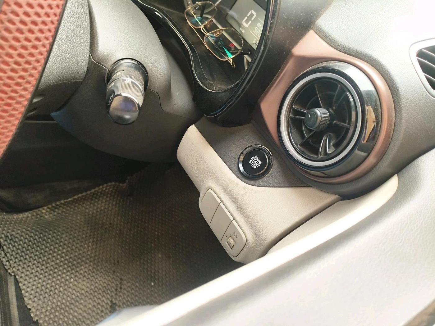 2020 Hyundai AURA SX 1.2, Petrol, Manual, 62,564 km, interior