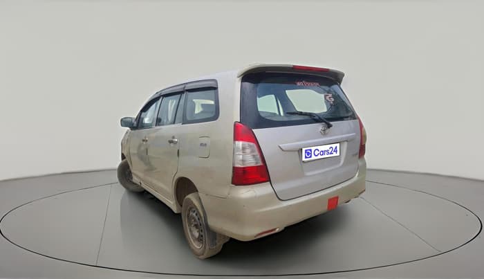 2012 Toyota Innova 2.5 GX 8 STR, Diesel, Manual, 1,96,913 km, exterior
