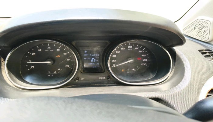 2018 Tata TIAGO NRG PETROL, Petrol, Manual, 74,098 km, interior
