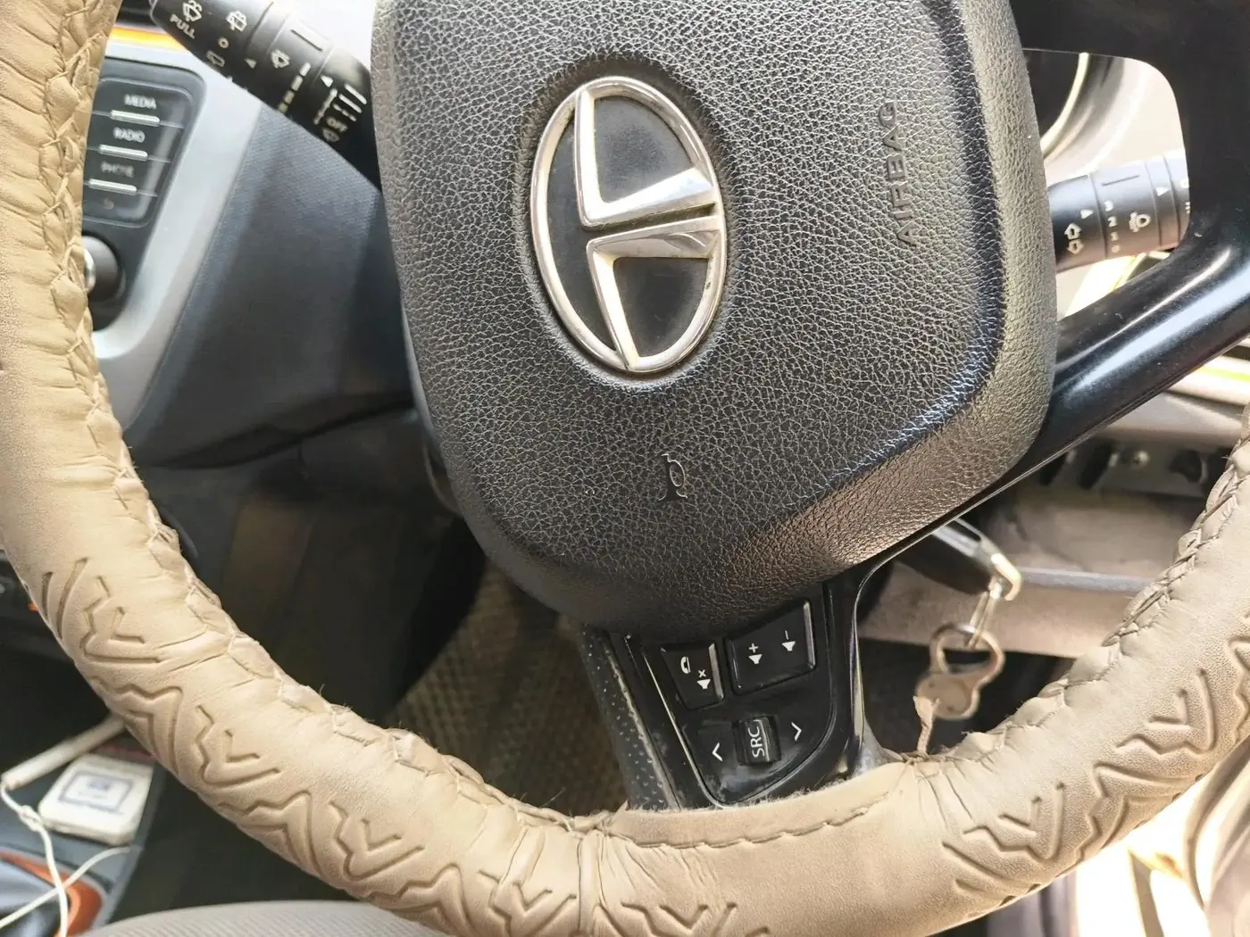 2018 Tata TIAGO NRG PETROL, Petrol, Manual, 74,098 km, interior