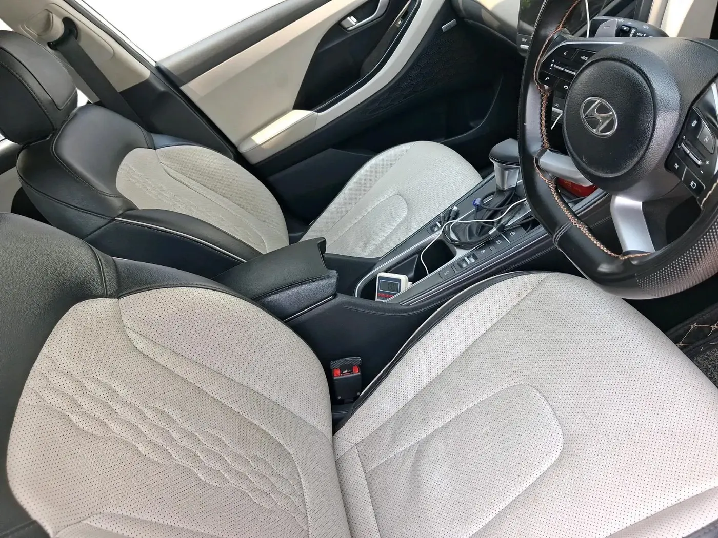 2020 Hyundai Creta SX (O) AT 1.5 DIESEL, Diesel, Automatic, 1,30,508 km, interior
