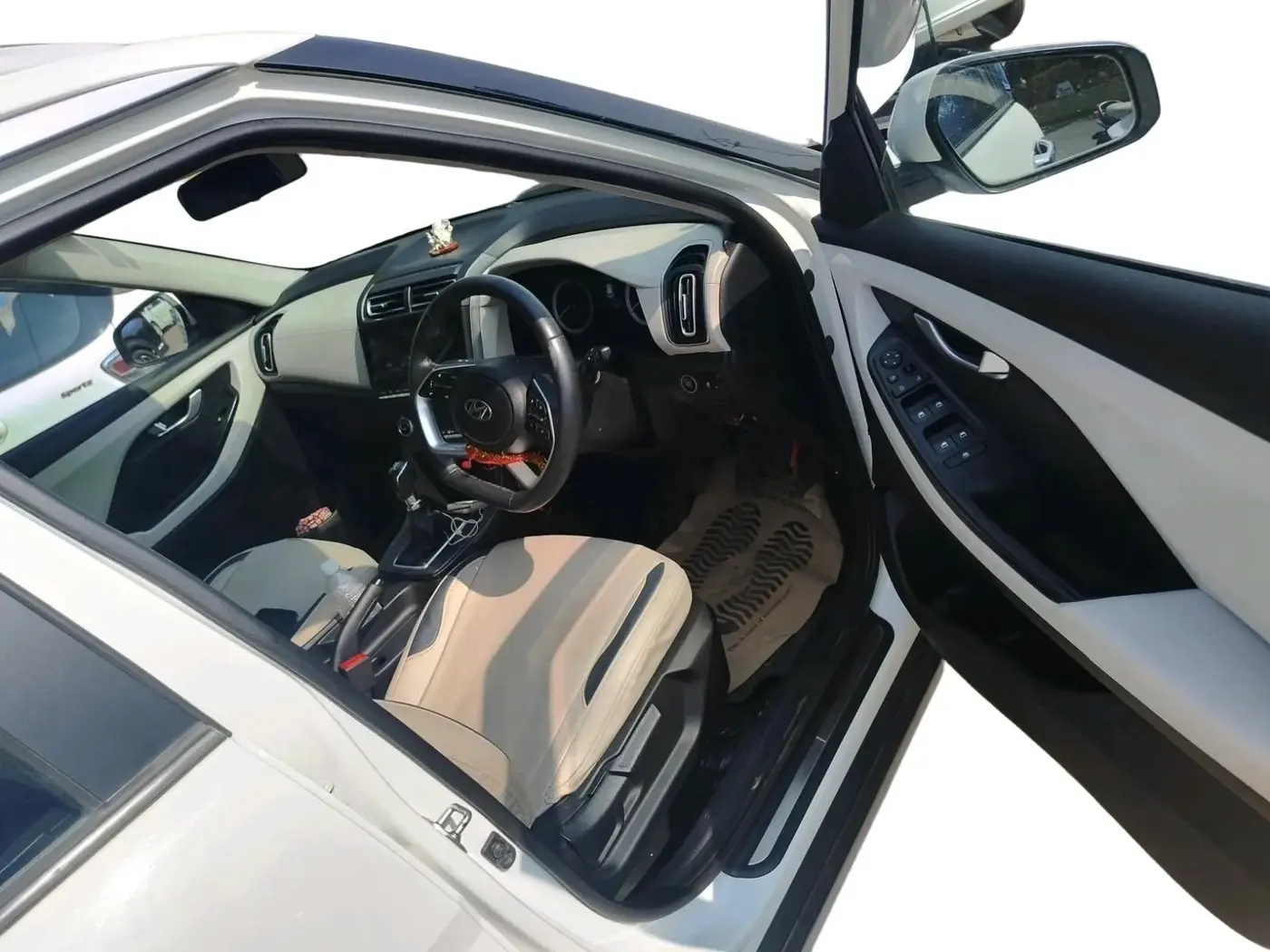 2022 Hyundai Creta SX EXECUTIVE 1.5 PETROL, Petrol, Manual, 33,991 km, interior