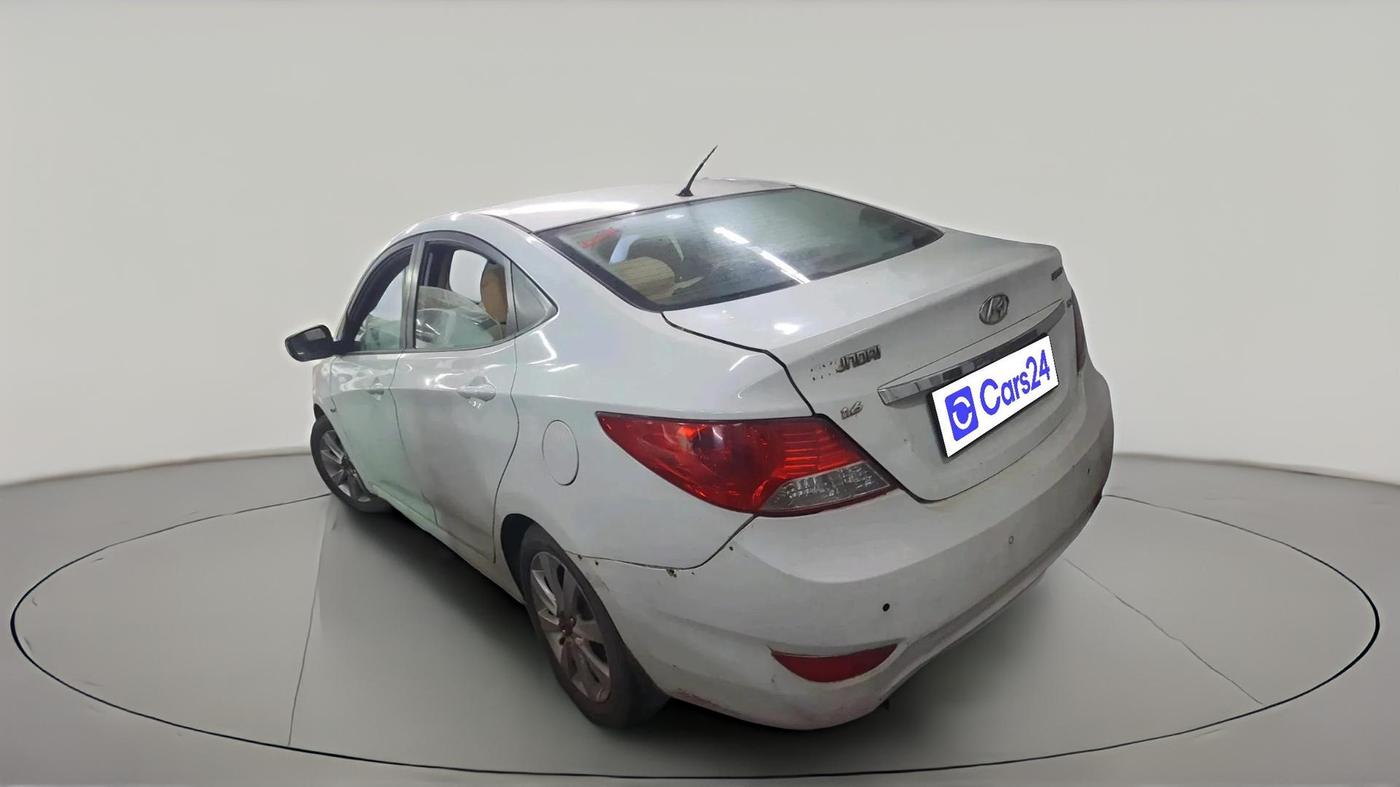 2012 Hyundai Verna FLUIDIC 1.6 CRDI SX, Diesel, Manual, 1,14,589 km, exterior