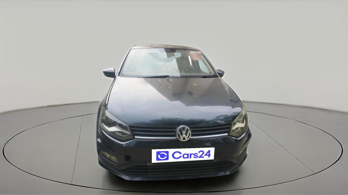 2017 Volkswagen Ameo COMFORTLINE 1.5L, Diesel, Manual, 1,60,199 km, exterior