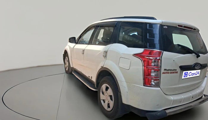 2016 Mahindra XUV500 W6, Diesel, Manual, 1,38,325 km, exterior
