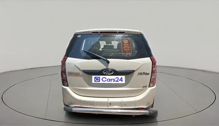 2016 Mahindra XUV500 W6, Diesel, Manual, 1,38,325 km, exterior